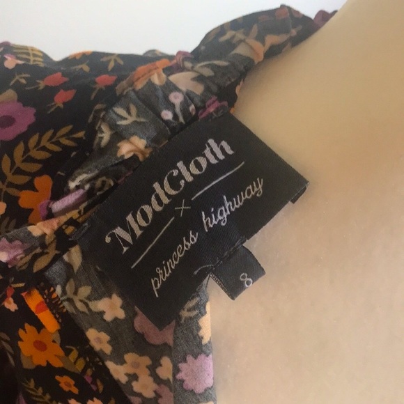 Modcloth x Princess Highway Peplum Top - Picture 6 of 6